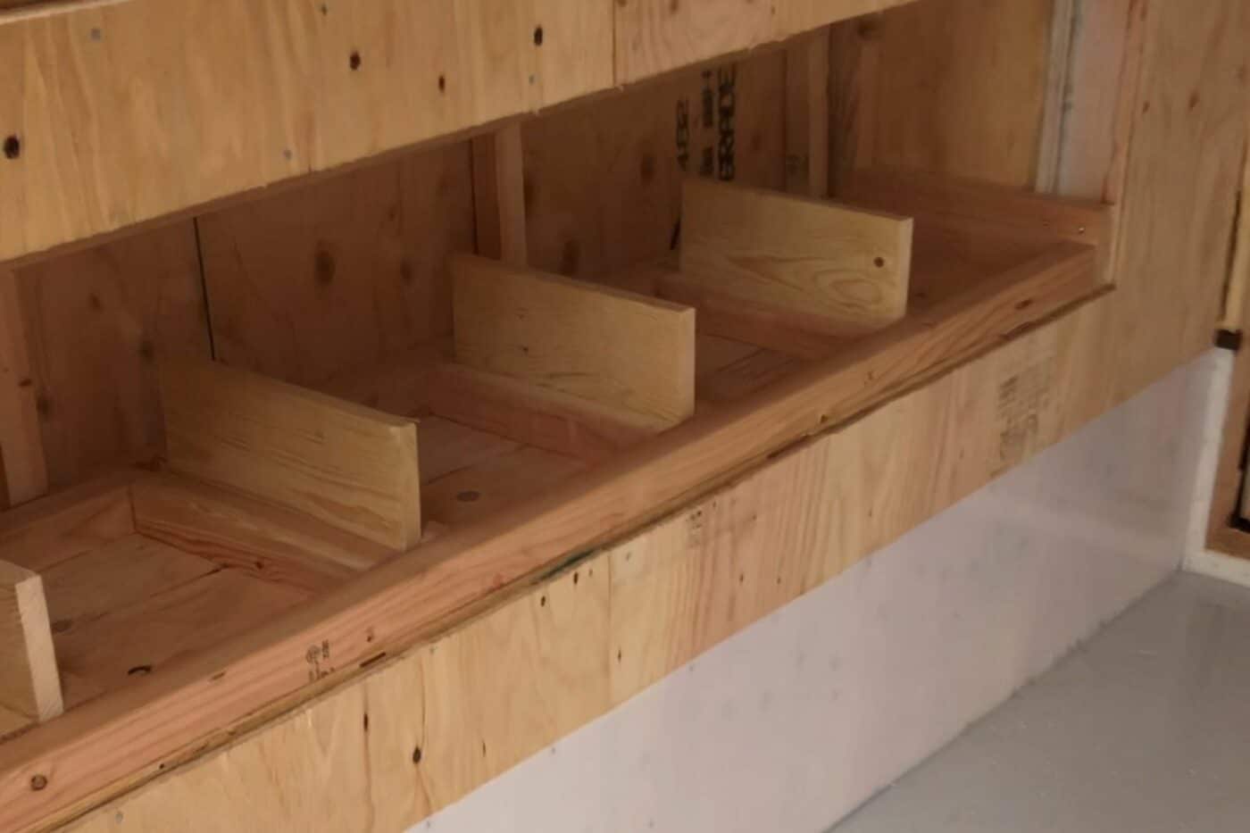 portable chicken coops with nesting box