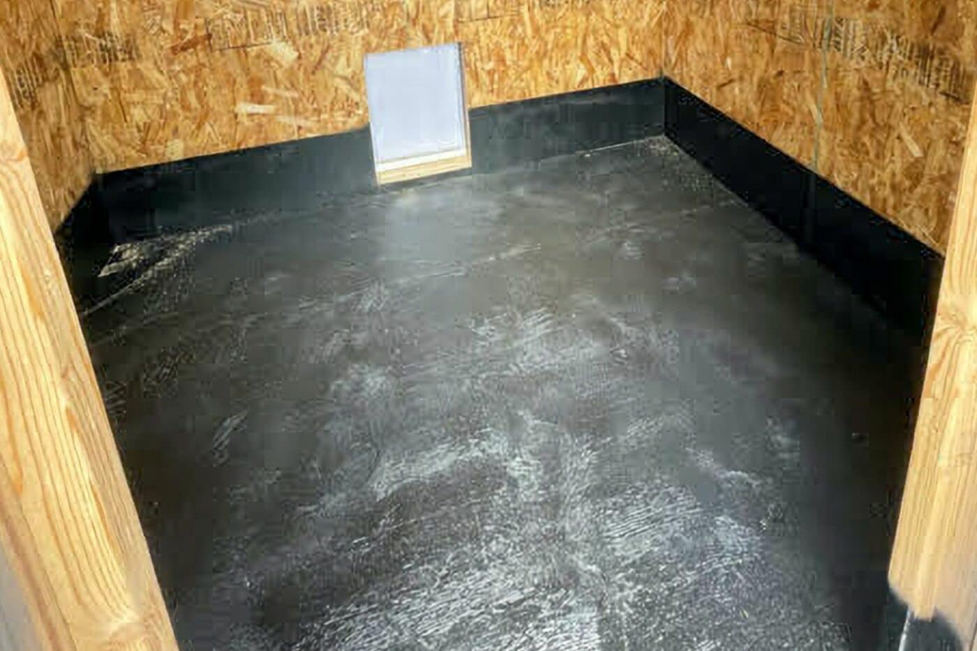 custom dog kennel with bed liner