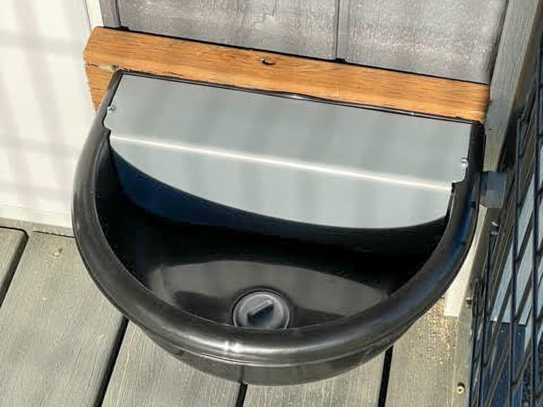 automatic dog water options for quality dog sheds in richland washington